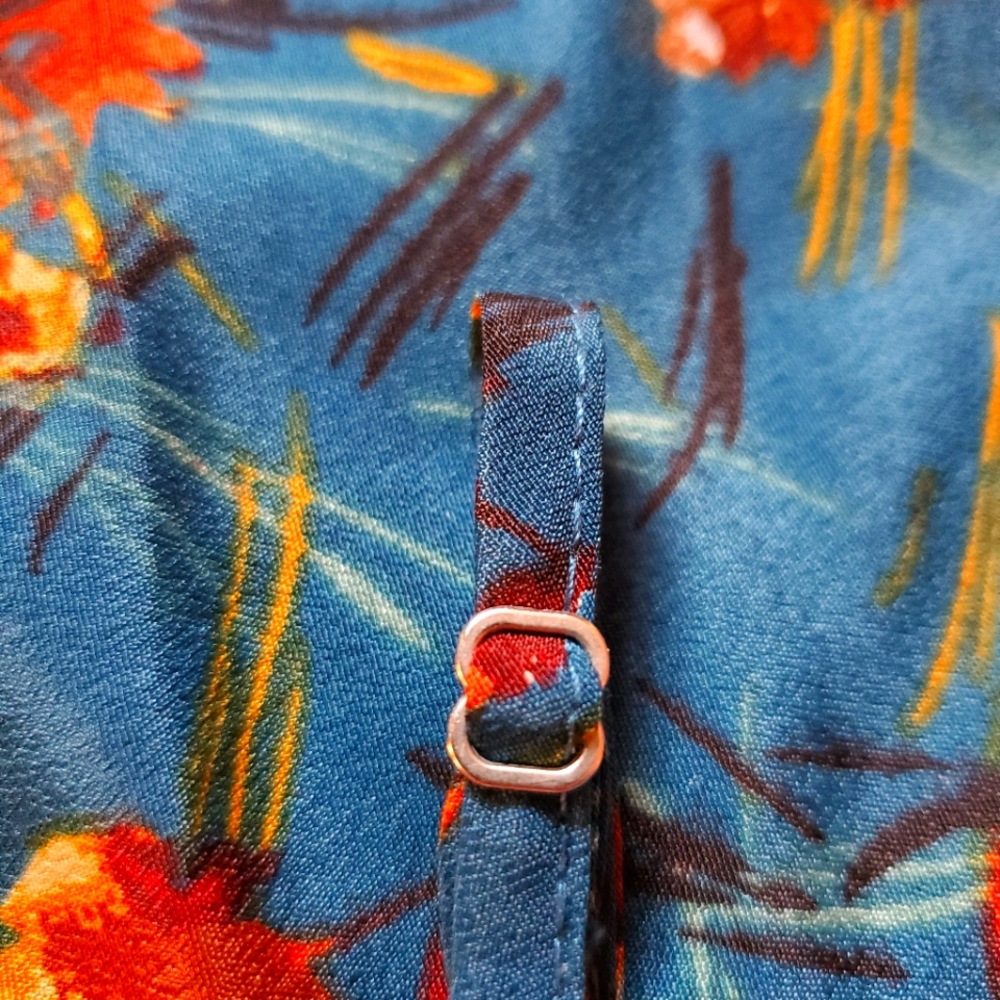 Lightweight floral summer minidress - Picture 5 of 7